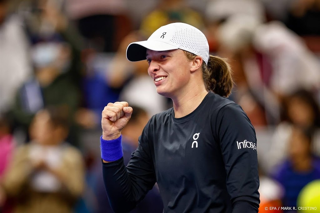 Tennissters Swiatek en Gauff beginnen WTA Finals met zege
