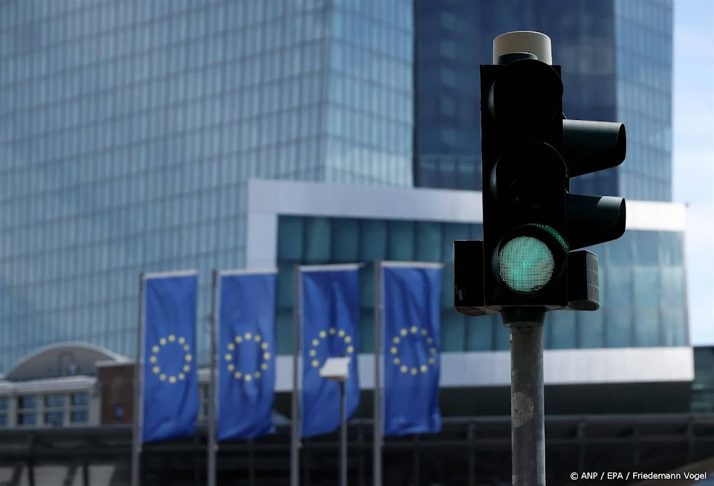 Inflatie eurozone veert op tot 2 procent