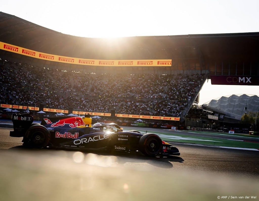 Verstappen rijdt met schade vijfde tijd in tweede training Mexico