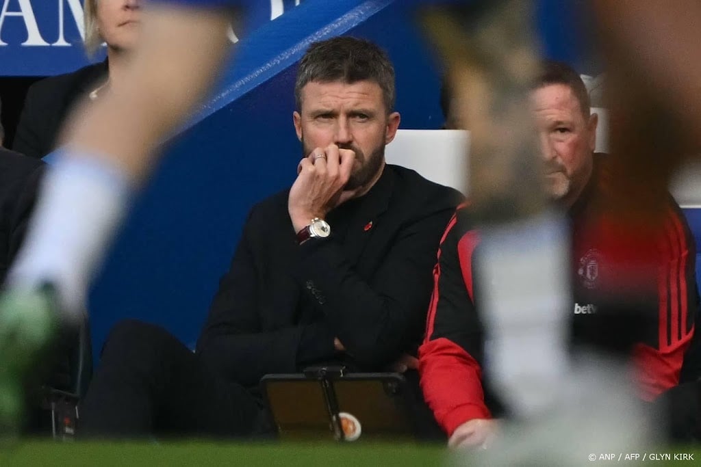 Chelsea drukt ManUnited en trainer Carrick verder in problemen