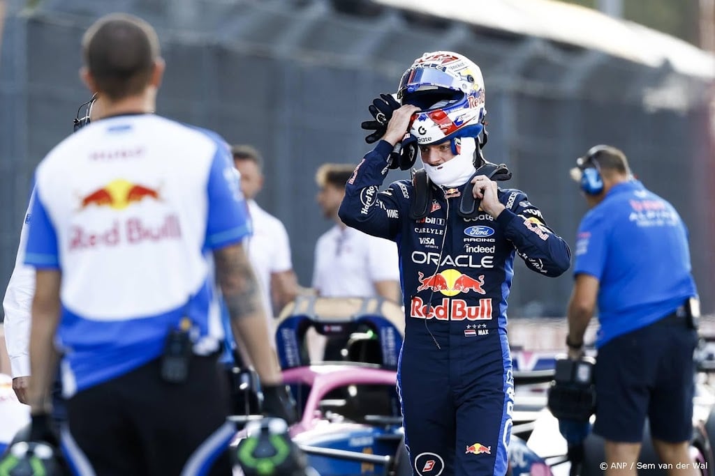 Verstappen start na straf als vijfde in Mexico, Hamilton op pole