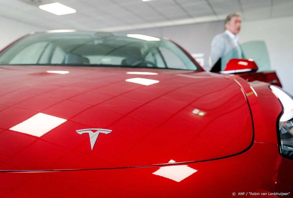 'Tesla Model 3 erg populair in december'