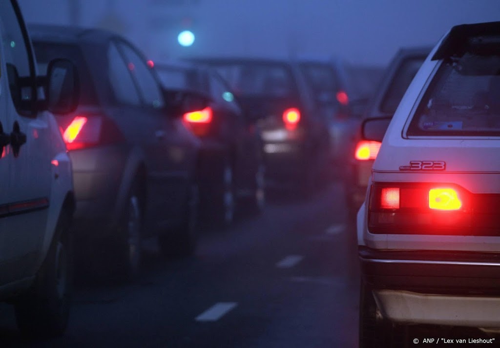 Rijkswaterstaat: ga niet de weg op als het niet hoeft