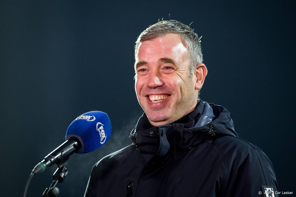 FC Utrecht geeft trainer Hake contract voor 1,5 jaar