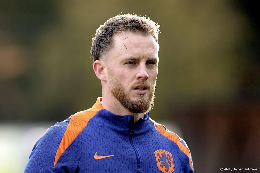 Brentford-coach positief over inzetbaarheid doelman Flekken