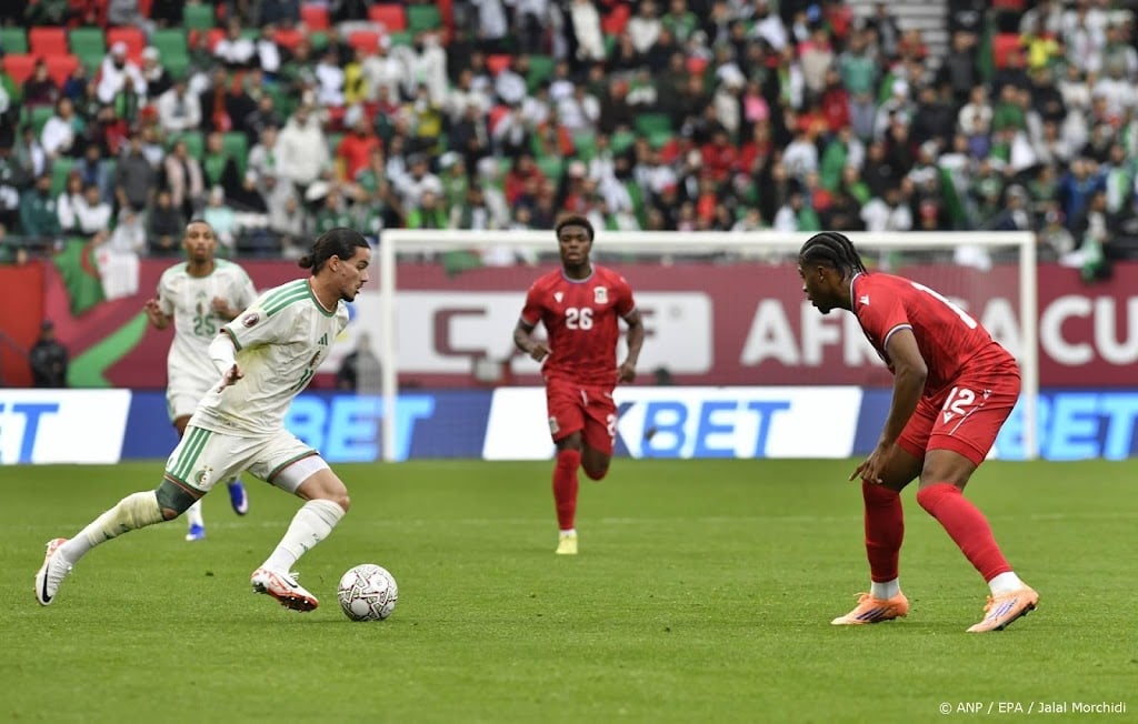 Hoofdrol Feyenoorder Hadj Moussa in laatste groepsduel Algerije
