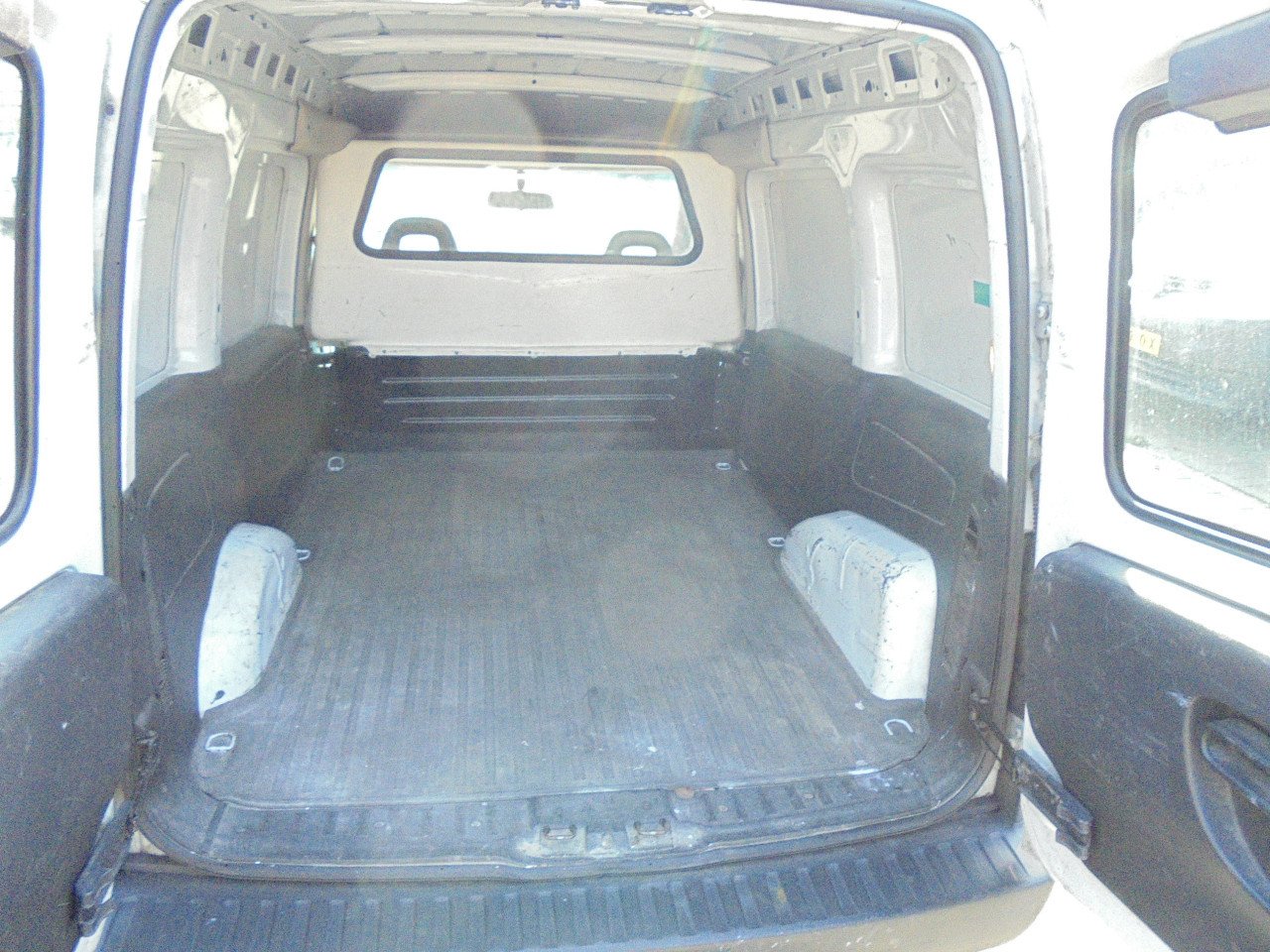 Opel Combo nette auto 1.3CDTi met N.A.P, APK Mei 2026 rijd schakeld 100%