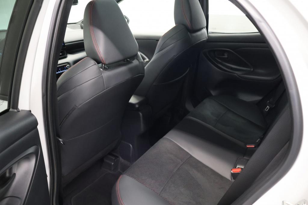 Toyota Yaris 1.5 hyb.130 gr sport