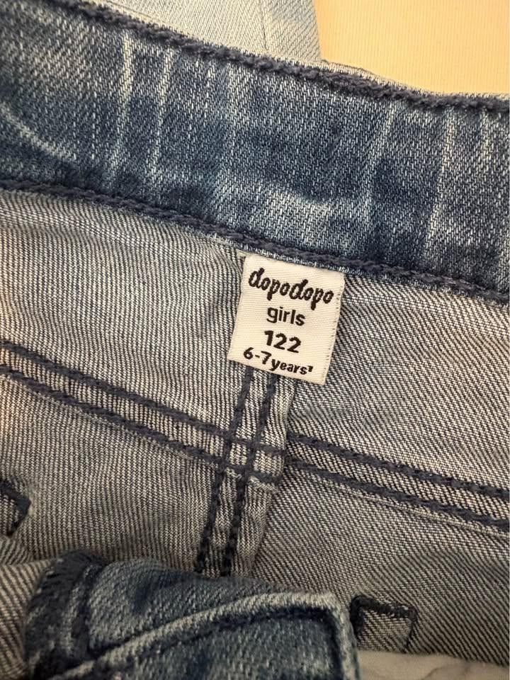 3 korte broeken Maat 122