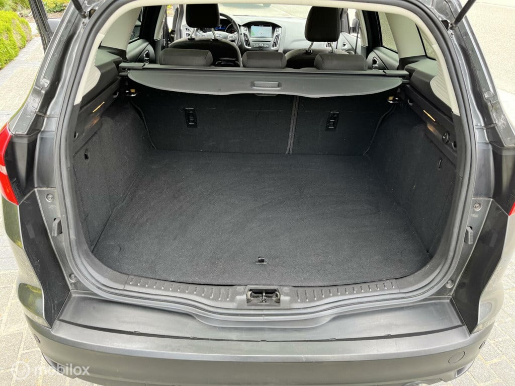 Ford Focus wagon 1.5 titanium 183pk !