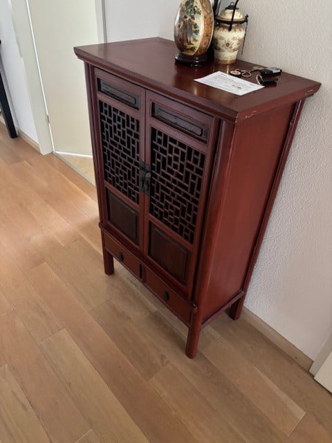 Houten kastje