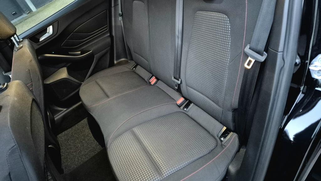 Ford Focus wagon st line x business 1.0 ecoboost hybrid | camera | lane ass