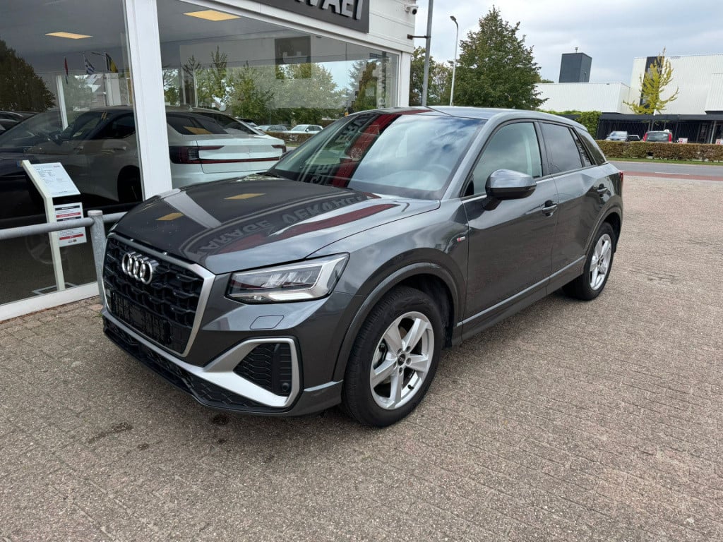 Audi Q2 35 tfsi s edition