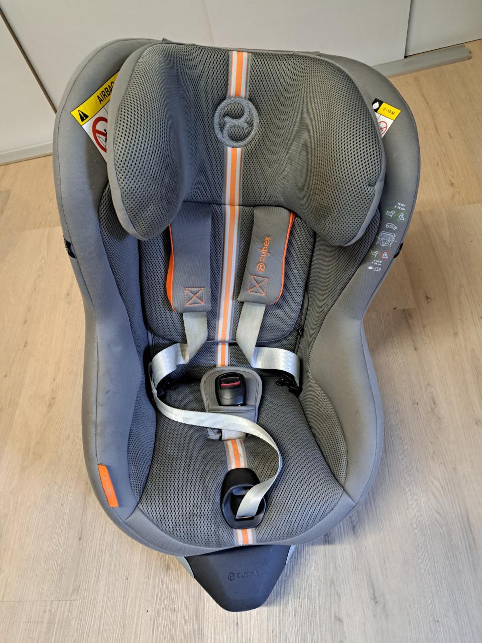 Draaibare CYBEX Sirona Gi i-Size Plus met ISOFIX