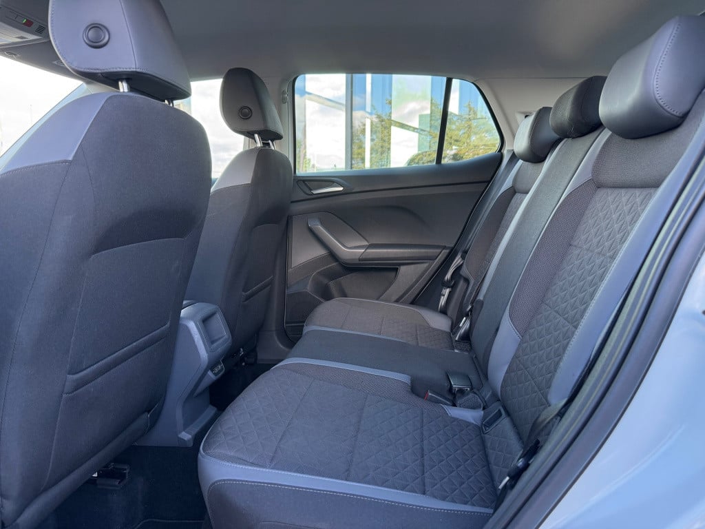 Volkswagen T-cross 1.0 tsi style * virtual cockpit * stoelverwarming * clim