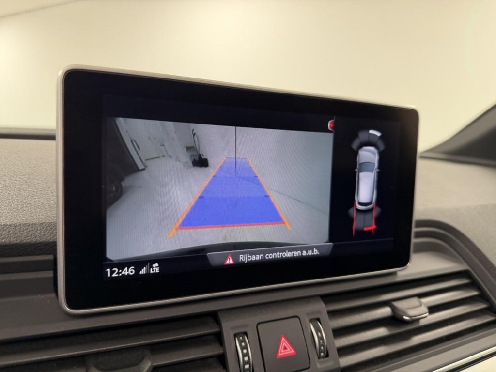 Audi Q5 50 tfsi e s edition | luchtvering | trekhaak | panoramadak |