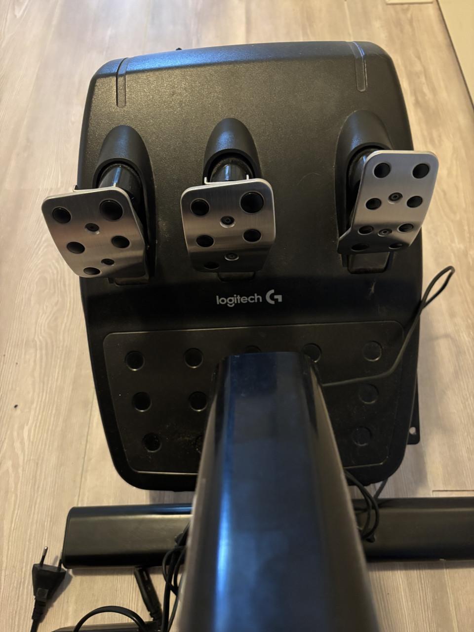 Playseat Logitech G29 geschikt voor PlayStation en PC