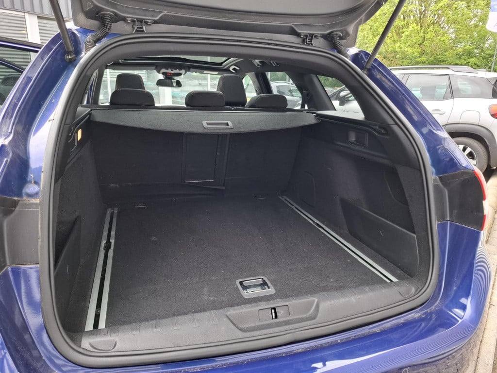 Peugeot 308 sw 130 gt-line pano/nav/cam/lmv
