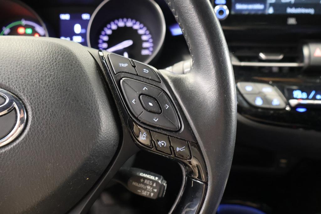 Toyota C-hr 2.0 hybrid bi-tone