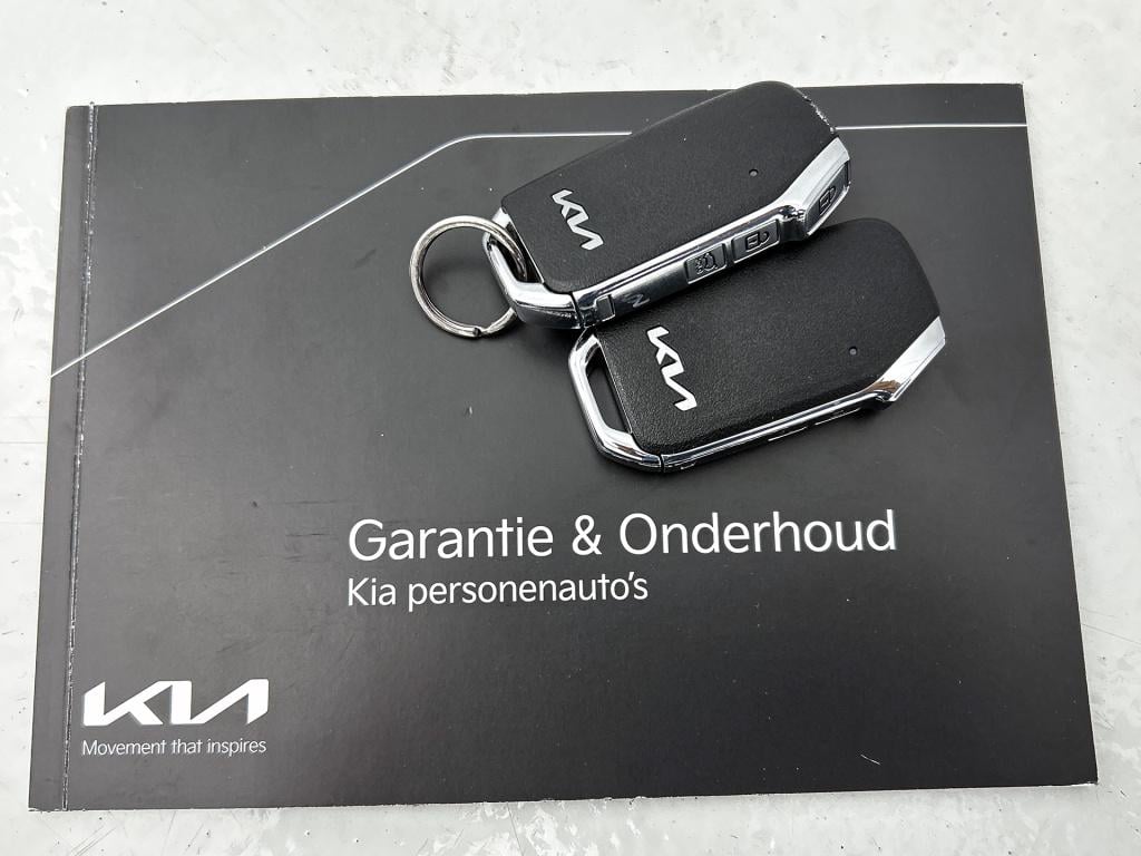 Kia Sportage 1.6 t-gdi plug-in hybrid awd dark edition stoel- stuur verwarm