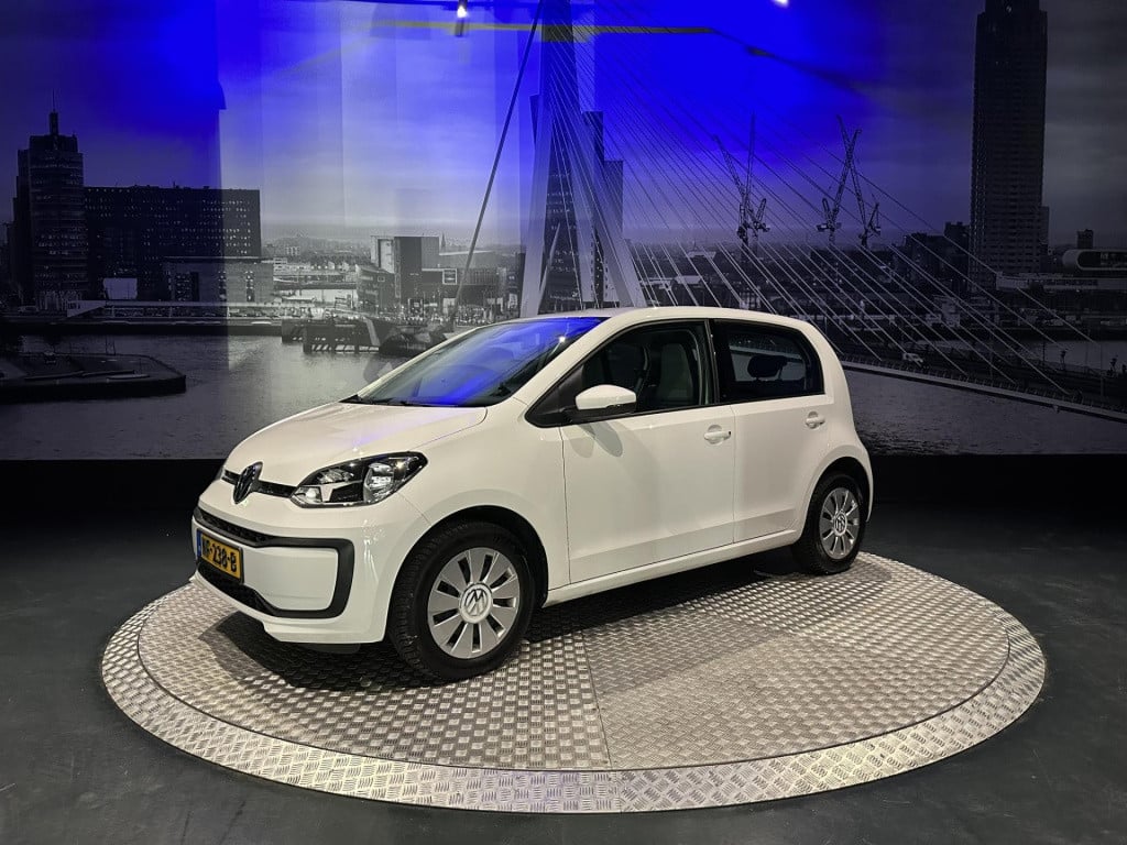 Volkswagen UP! 1.0 bmt move up! *camera*pdc*cruise*