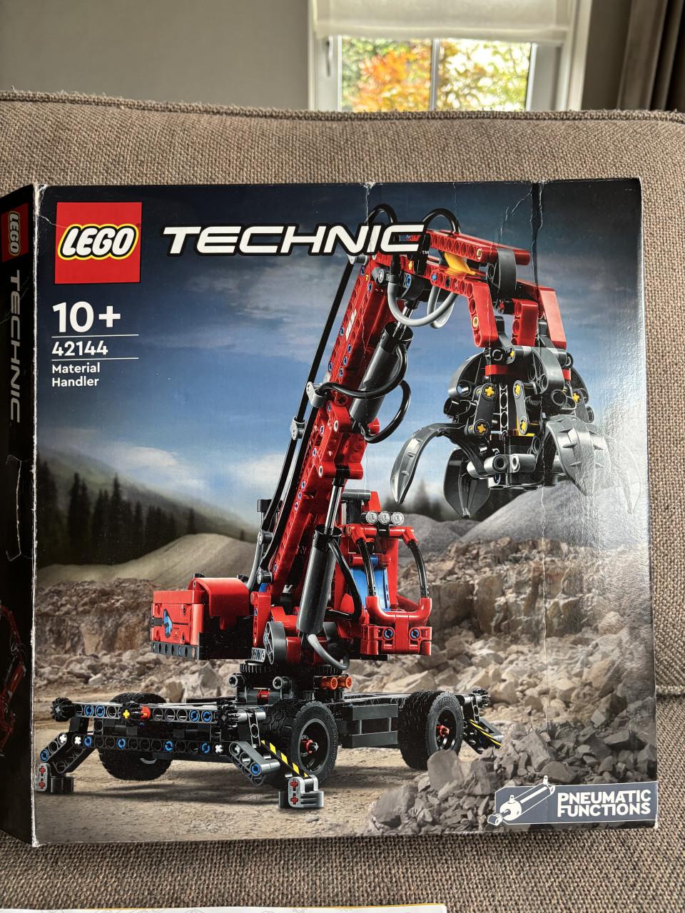 Lego technics 42144