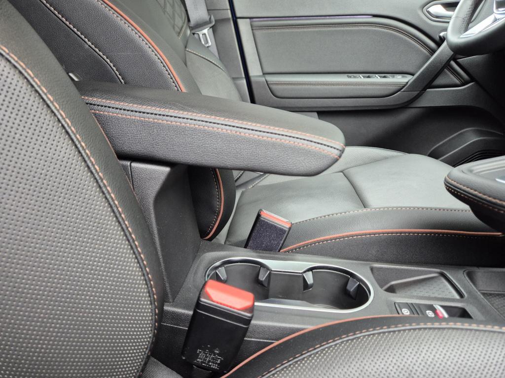 Renault Captur 1.6 e-tech plug-in hybrid 160 iconic topmodel!, all season, 