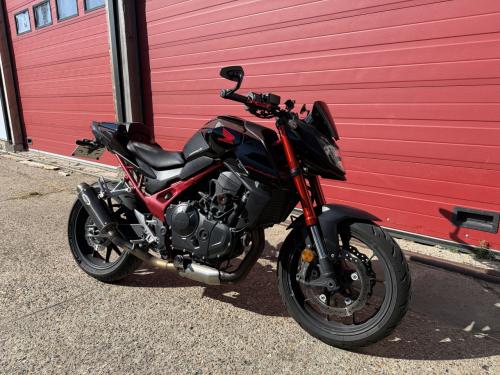 Honda CB750 Hornet 2023