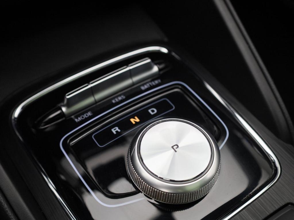 MG Zs Ev mg luxury 45 kwh | panoramadak | leder | camera | carplay / androi