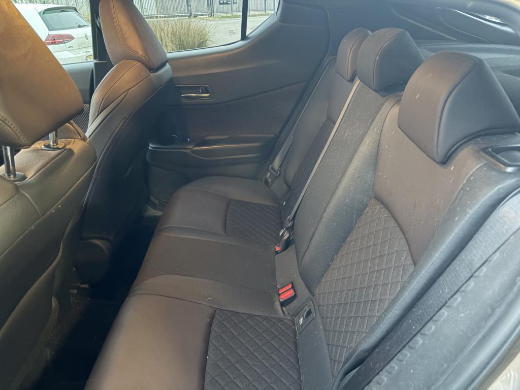 Toyota C-hr 1.8 hybrid premium