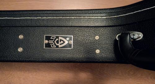 Guild de Luxe hard case voor de basgitaar