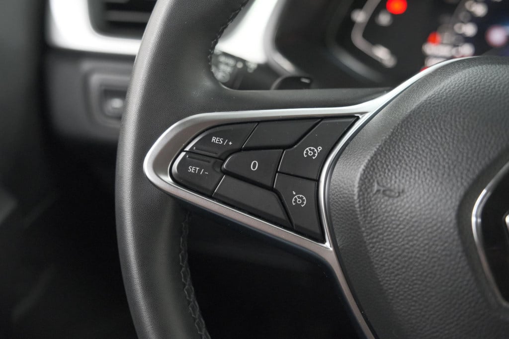 Renault Captur mild hybrid 140 edc techno | navigatie | camera | parkeersen