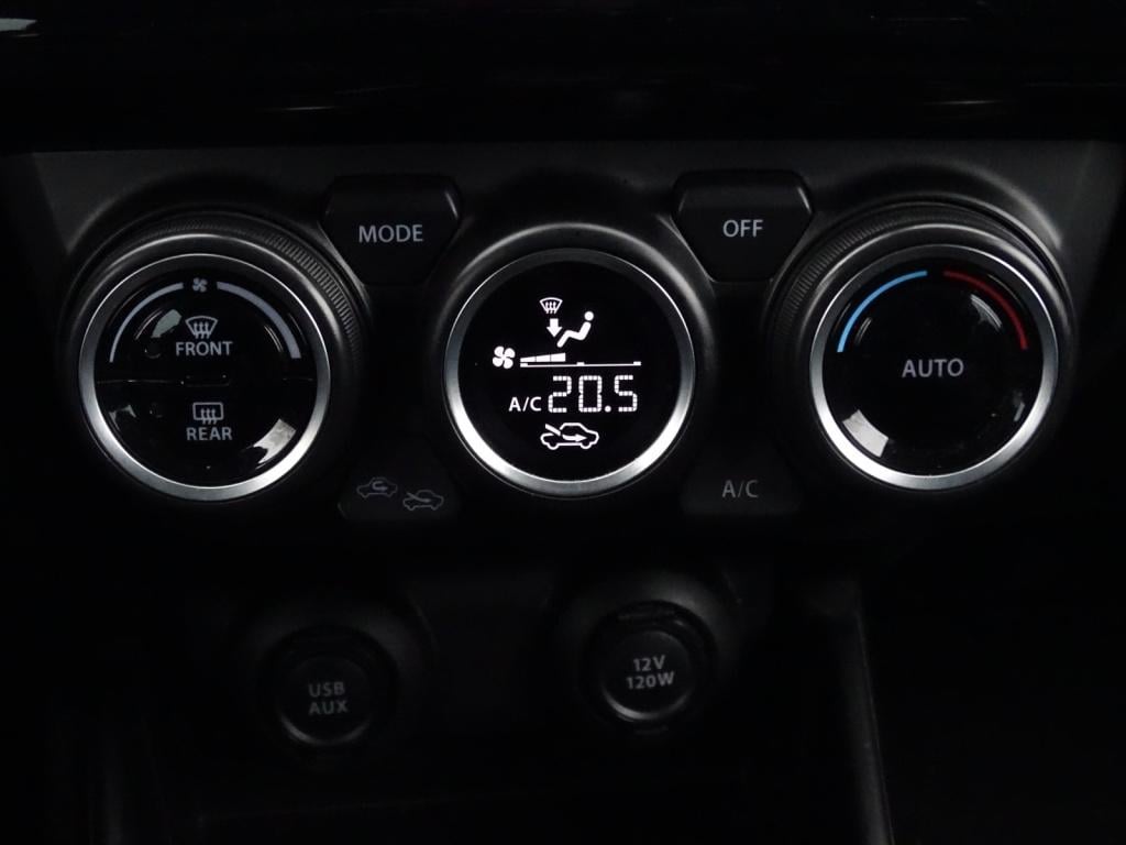 Suzuki Swift 1.0 stijl automaat | stoelverwarming | navi | bluetooth