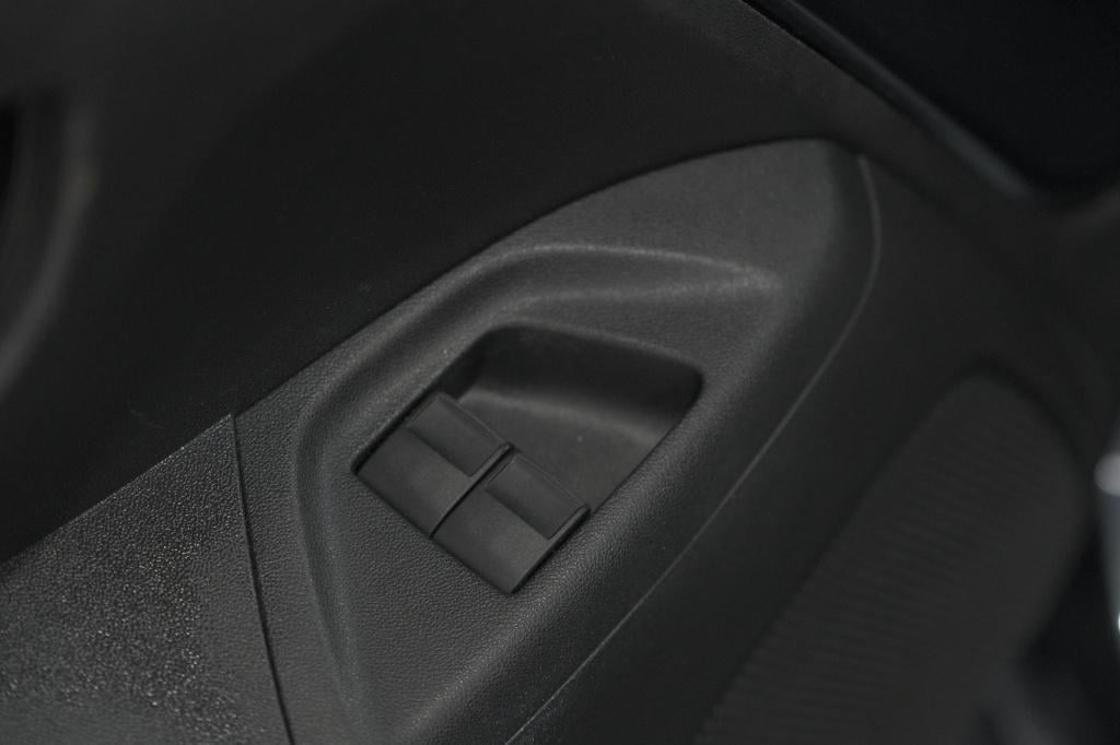 Citroen C1 1.0 vti feel | airco | bluetooth radio | getint glas | 5 deurs