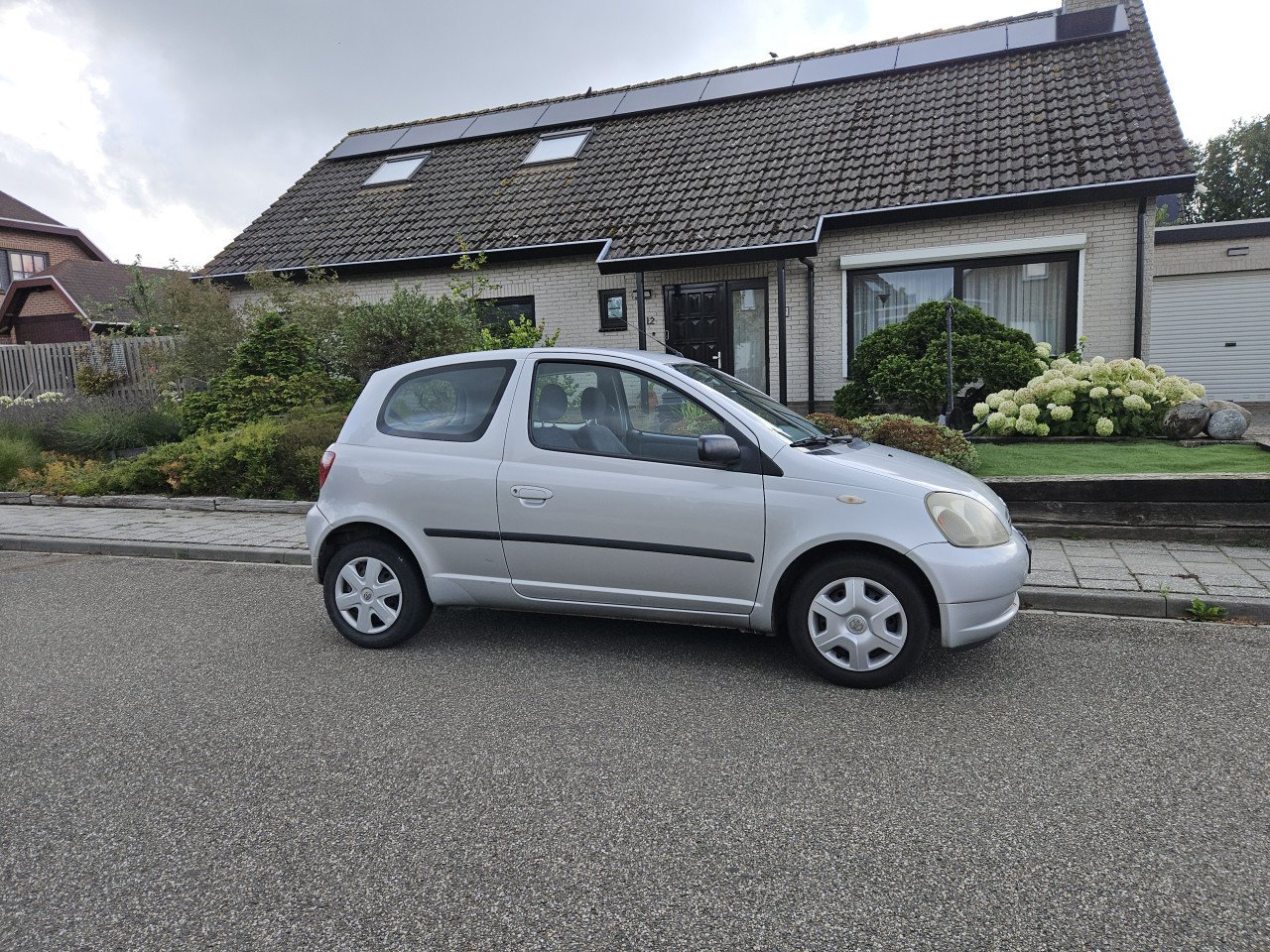 Toyota yaris 1.3