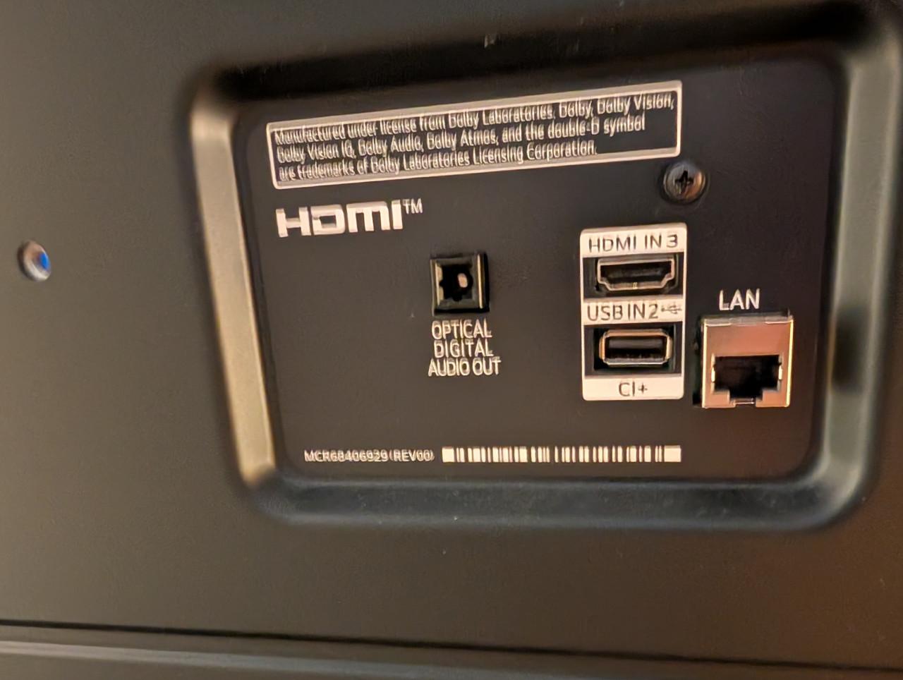 Lg Nanocell smart tv 4K + sound bar en alle toebehoren