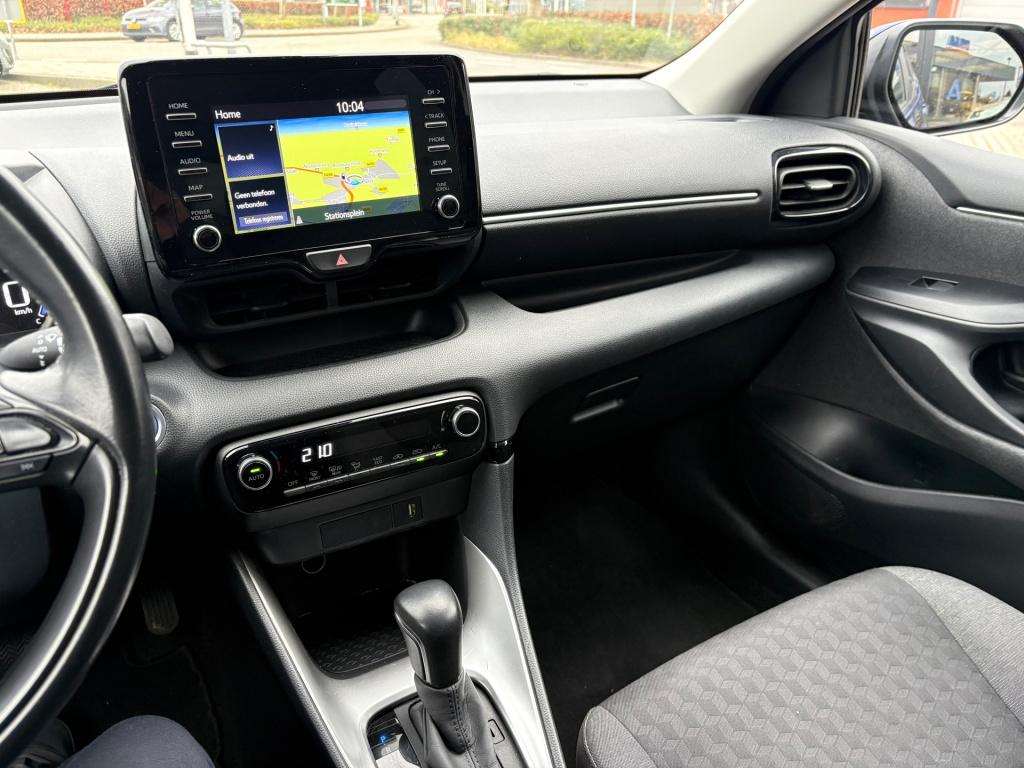 Toyota Yaris 1.5 hybrid dynamic