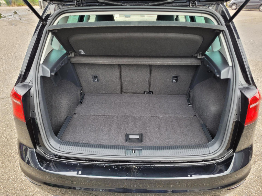 Volkswagen Golf Sportsvan 1.2 tsi highline business bluemotion automaat sou