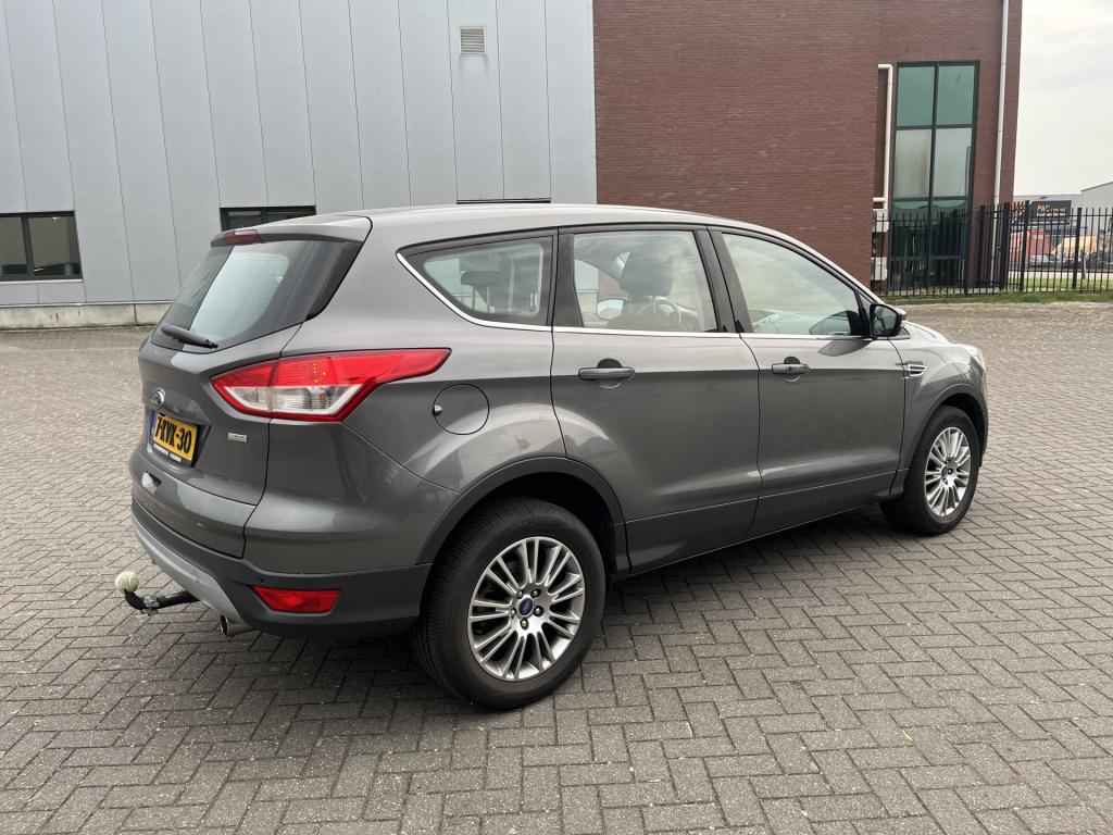 Ford Kuga 1.6 titanium 1 eig 58 dkm 2000 kg trekgewicht