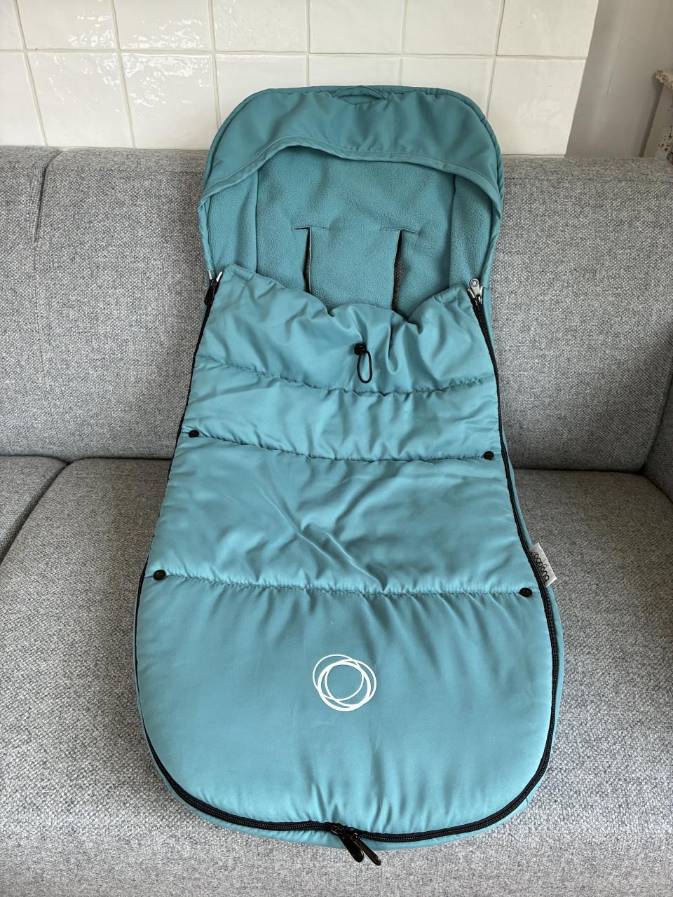 Complete Bugaboo Cameleon 3 kinderwagen in kleur blauw en donkergrijs