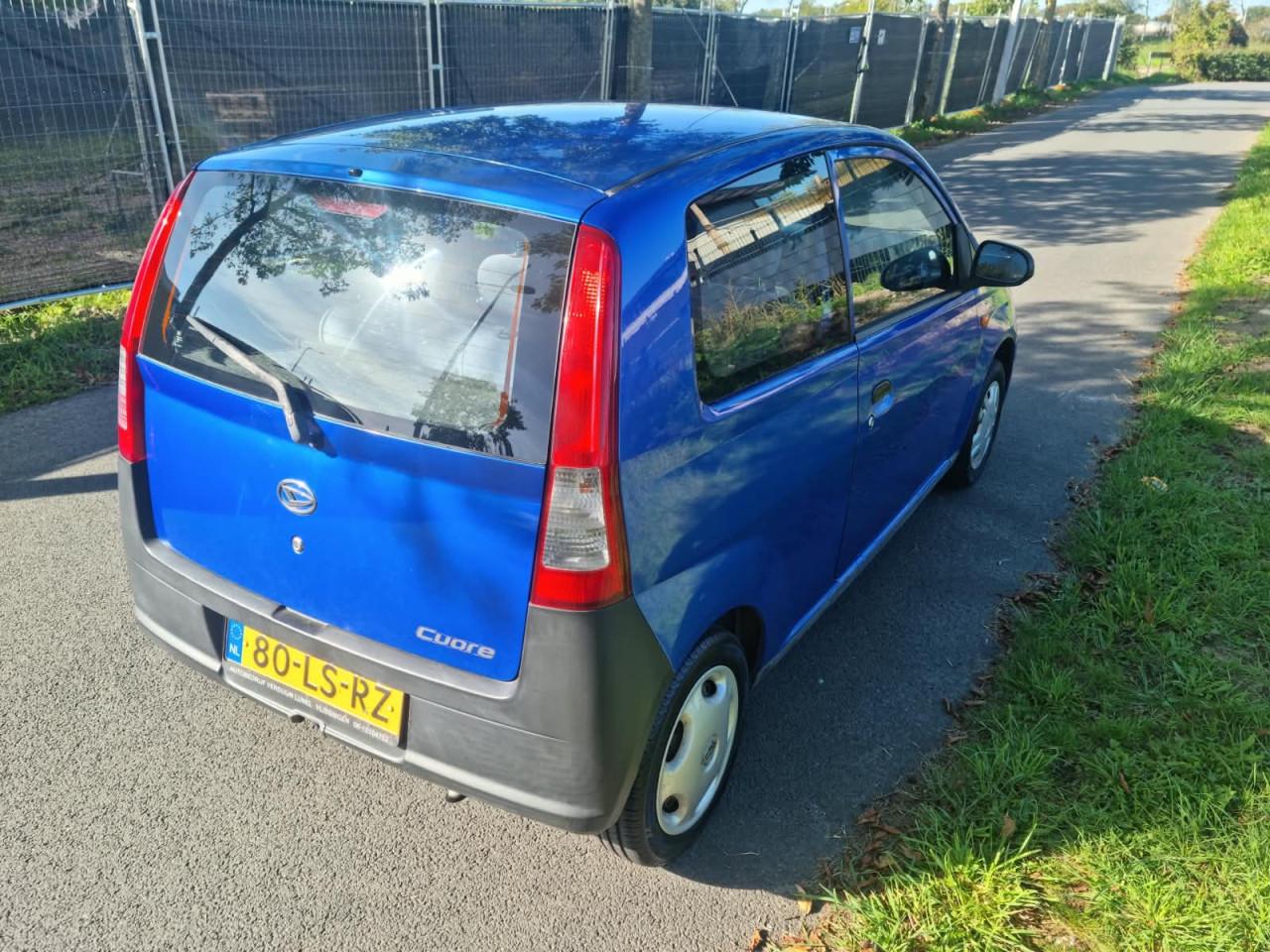 Daihatsu cuore 1.0i automaat apk 10-10-2027