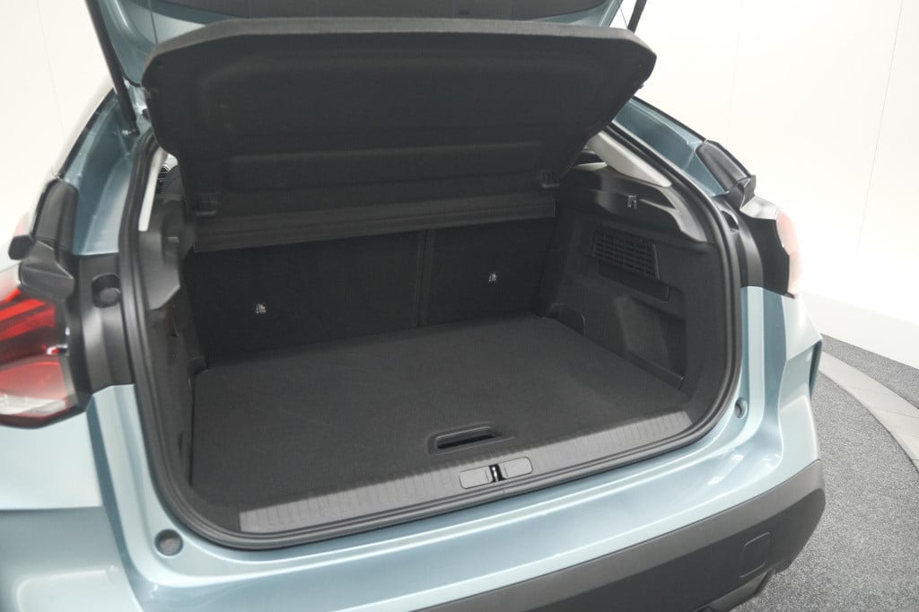 Citroen C4 puretech 130 eat8 shine | camera | apple carplay | parkeersensor