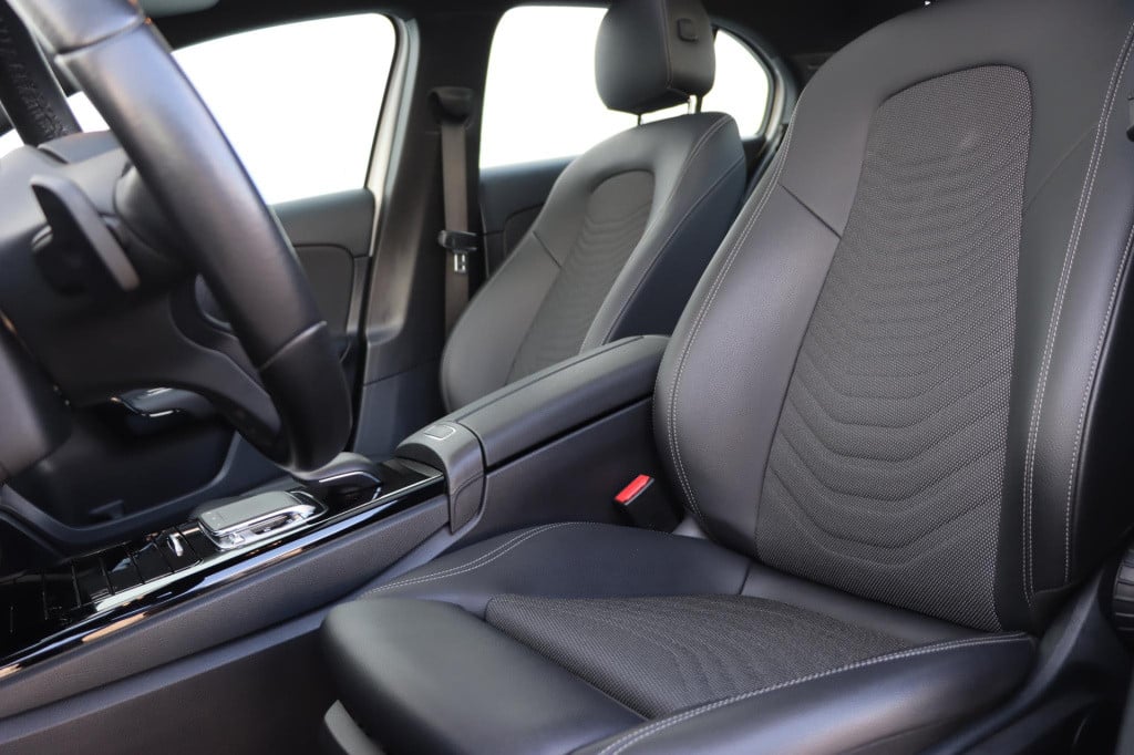 Mercedes-Benz A-Klasse 200 business solution plus upgrade