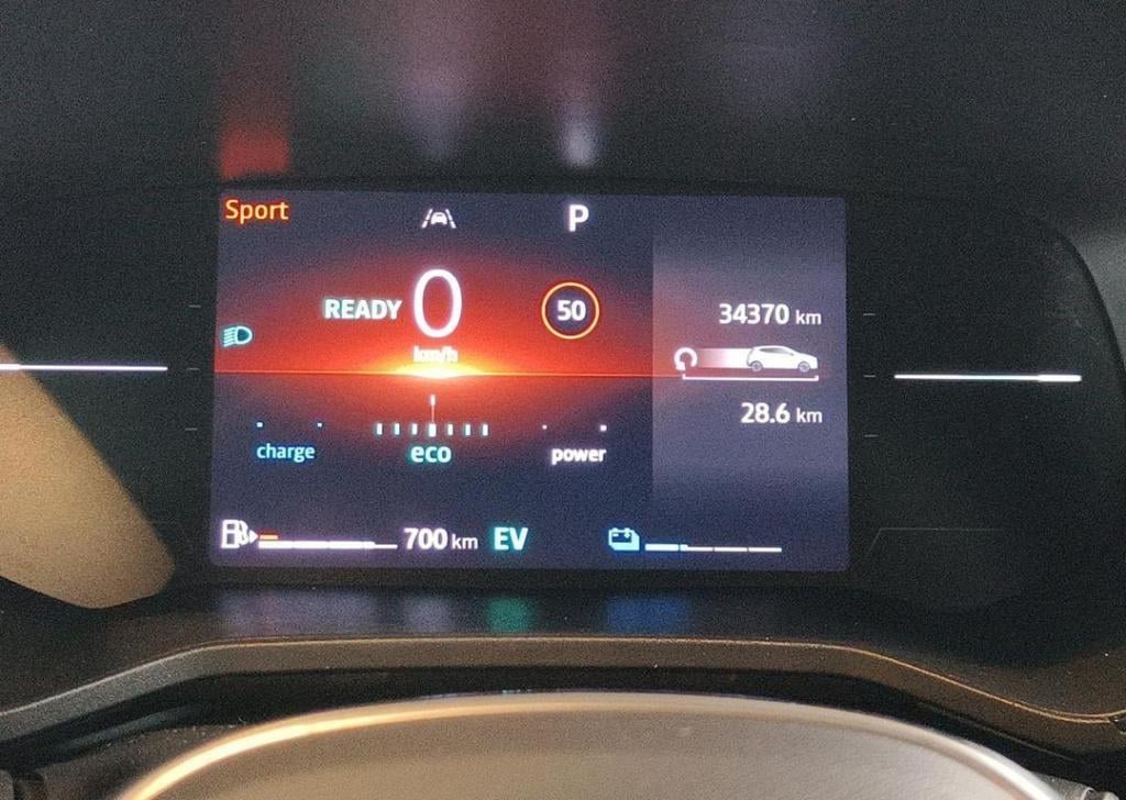 Renault Clio 1.6 e-tech full hybrid 145 techno