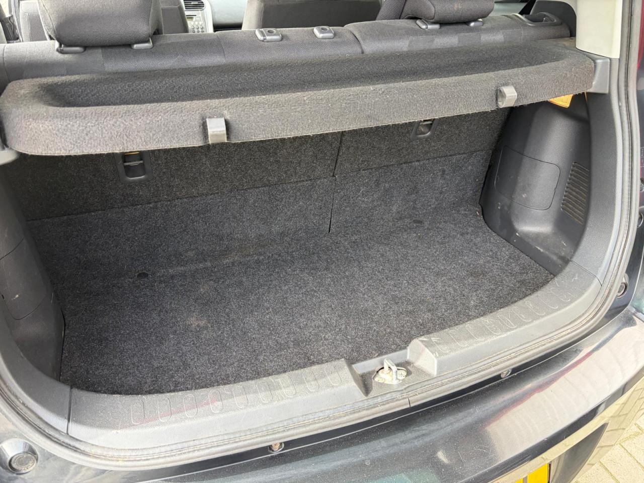 Opel Agila 110.000 NAP / Airco / Nieuwe APK