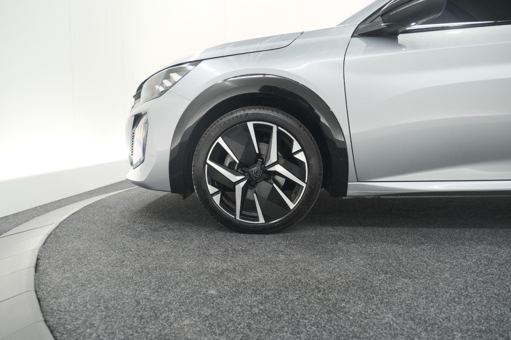 Peugeot 208 puretech 100 gt | camera | navigatie | apple carplay | parkeers
