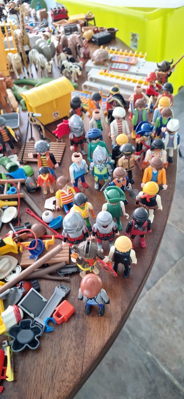 Partij playmobile te koop, BIEDEN!