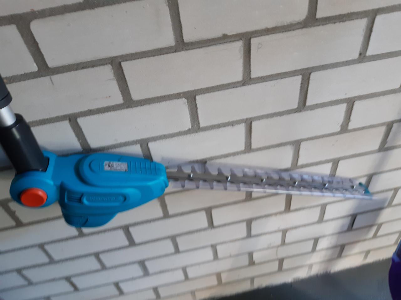 Telescopische elektrische heggenschaar