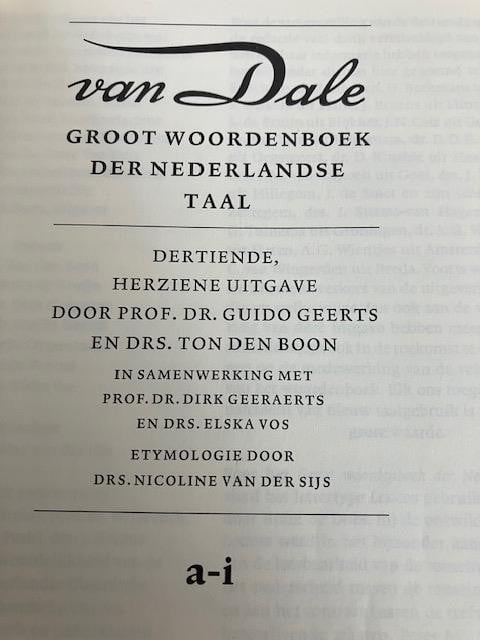DIKKE VAN DALE 13 E HERZIENE UITGAVE IN ZEER GOEDE STAAT