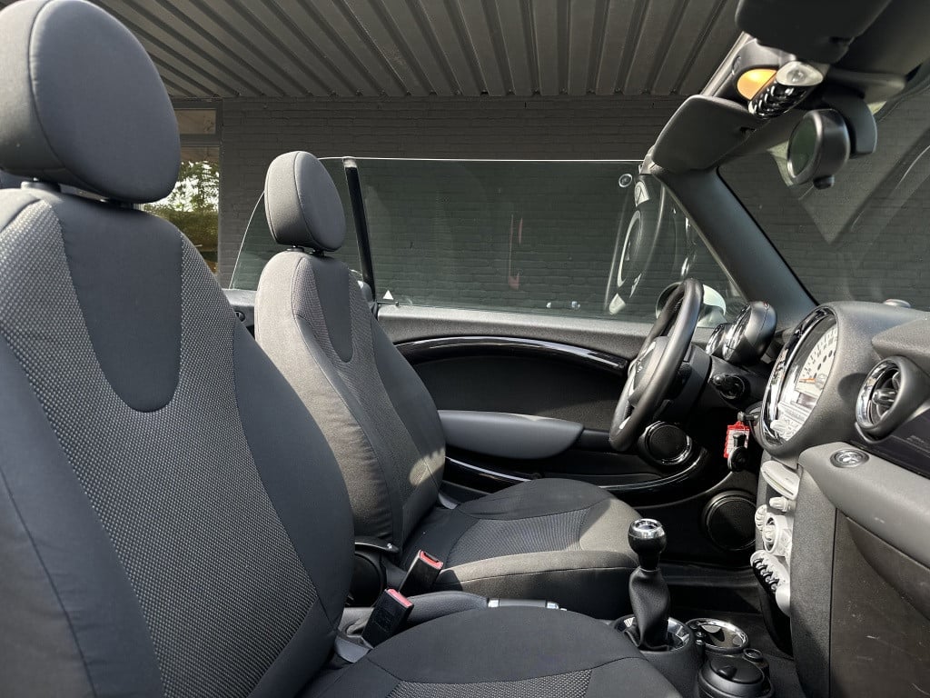 Mini Cooper Cabrio 1.6 pepper // dealeronderhouden //